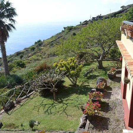 Casal São João Casa de Campo Fajã da Ovelha