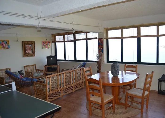 Casal Sao Joao * Fajã da Ovelha